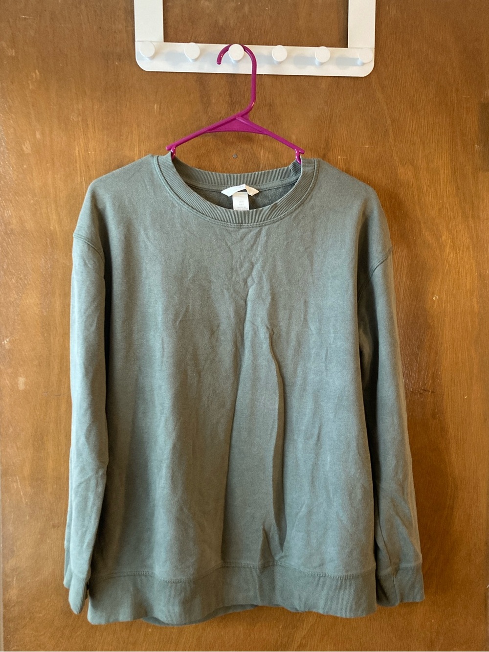 Women’s H&M Maternity Sweatshirt in Sage Green